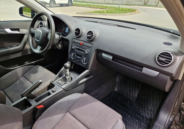 Audi A3 cena 13900 przebieg: 294586, rok produkcji 2004 z Koło małe 154